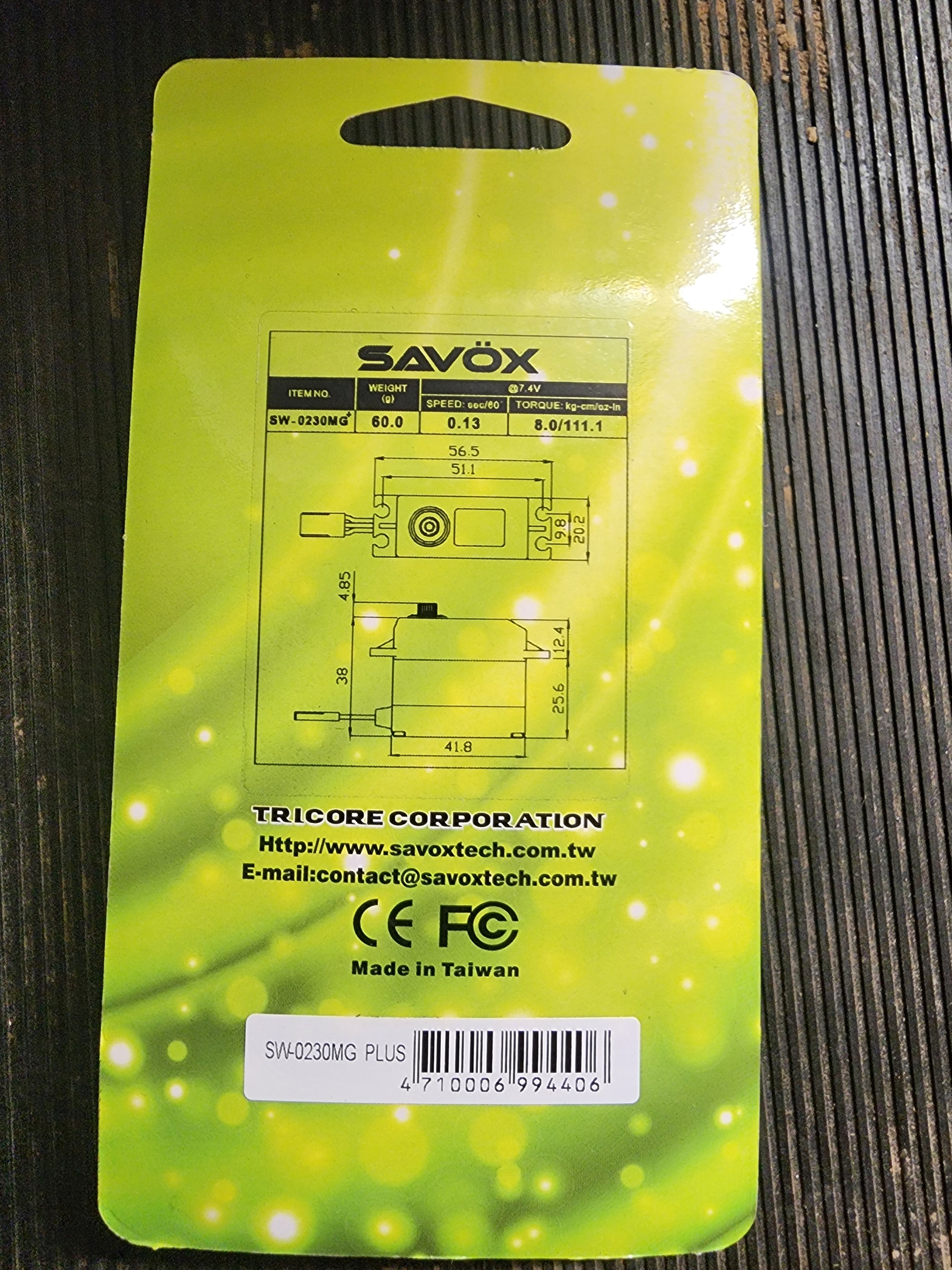 SAVOX SW-0230MG SERVO